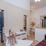 Olver Apartment